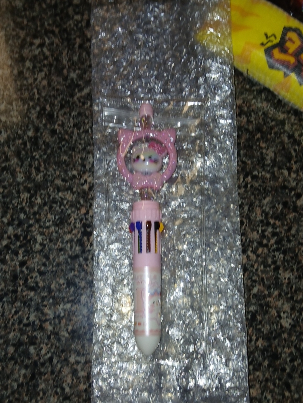 #hellokittypen #multicolorpen #hellokitty